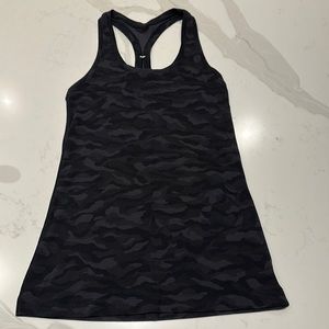 Womens lululemon racer back tank top, size 2